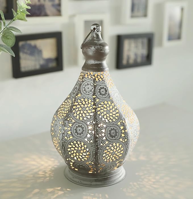 JHY DESIGN Moroccan Style Vintage Lantern Metal Table Lamp Battery Powered 11.5" Tall Cordless Lamp Desk Lamp with Edison Bulb for Living Room Bedroom Weddings Parties Garden Lounge Outdoor Indoor