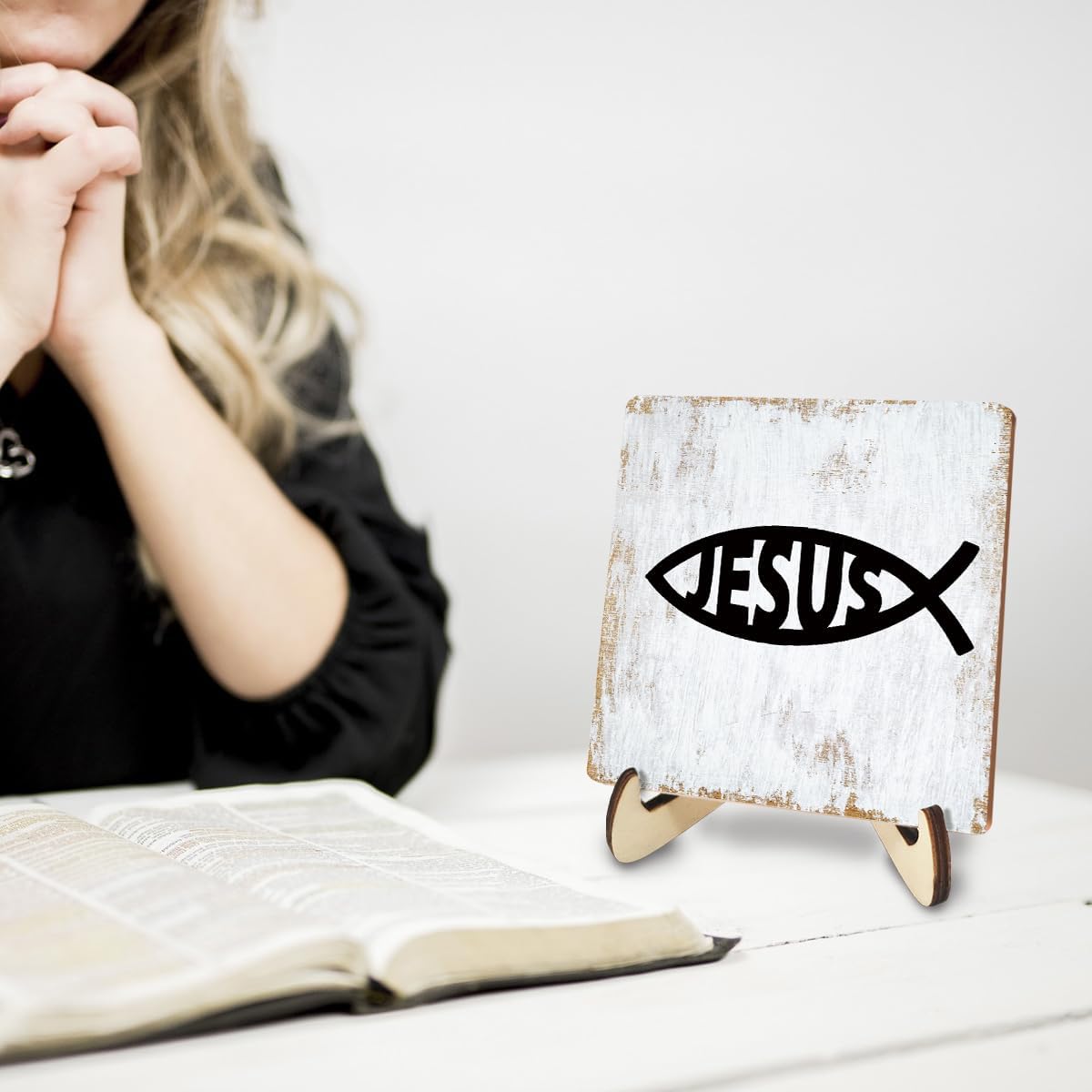 Inspirational Wood Sign Rustic Desk Decor Home Bedroom Office Decor Work Table Desk Accessories Decorative Christian Religious Bible Verse Faith Decorations Office Supplies for Desk Cubicle Decor