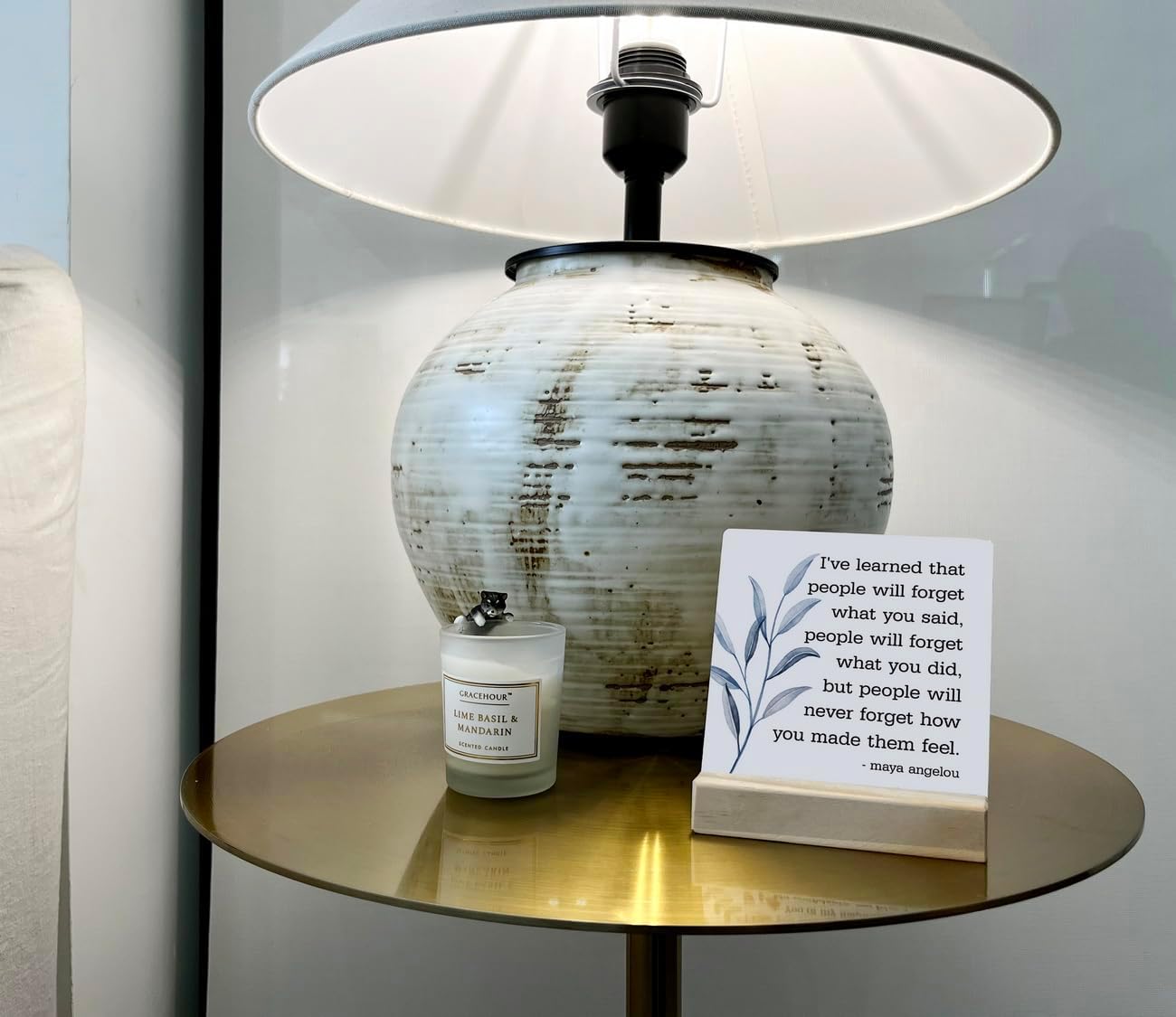 Primitive Wooden Sign, I've Learned that... People Will Never Forget How You Made Them Feel, Desk Plaque with Wooden Stand 4 x 4.3 inches, Maya Angelou Saying, Rustic Home Decor Farmhouse