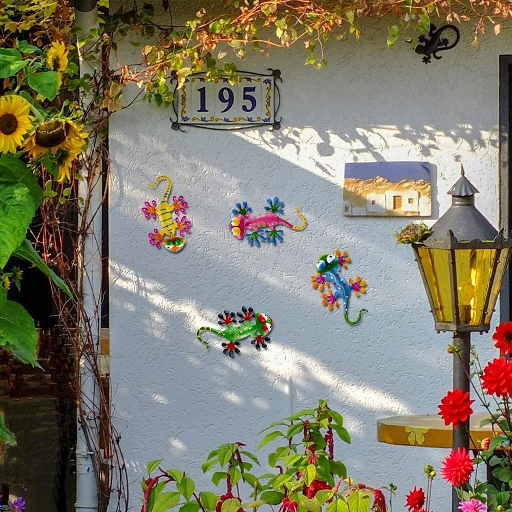 hogardeck Metal Gecko Outdoor Wall Decor, 4 Pack Lizard Art Garden Sculptures & Statues with Shaking Head Spring Decor for Front Yard Fence Patio