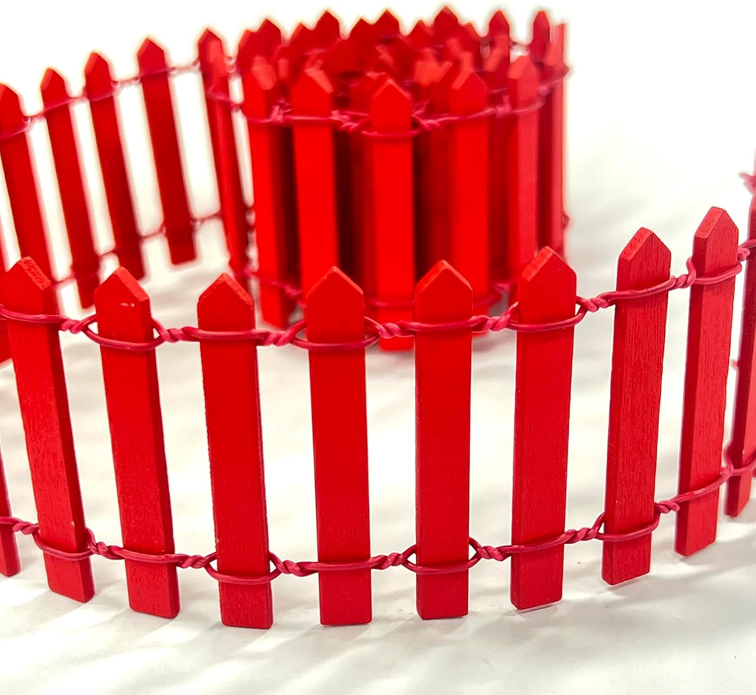 35 Inches Mini Fairy Garden Fence DIY Christmas Small Wood Decorative Picket Fence Micro Landscape Miniature Ornaments for Dollhouse, Crafts, Diorama Project, Plant Pot, Red