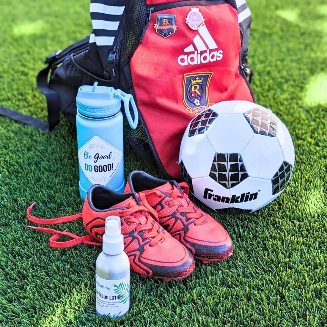 Anti-Bug Lotion DEET-Free – All-Natural Bug Lotion Travel Size Made with Nourishing Essential Oils – Bug Repellent for Babies, Kids, Adults, Camping, & More by Mambino Organics, 4oz