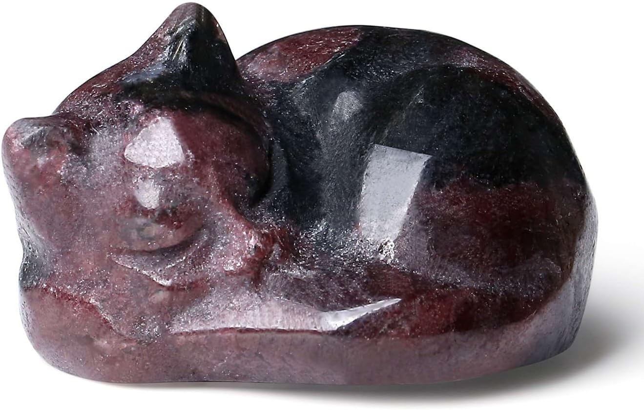 LAIDANLA Garnet Cat Healing Crystals Figurine Sleeping Cat Hand Carved Cute Statue Polished Stone Sculpture Reiki Office Room Bedroom Desk Home Decoration Gifts 1.6"