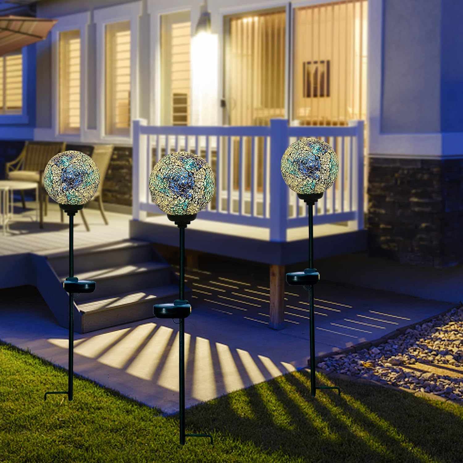 VCUTEKA Solar Lights - Outdoor Decorative Mosaic Solar Garden Light Waterpoof LED Pathway Stake Light for Landscape Lawn Patio Yard Decoration, 1 Pack