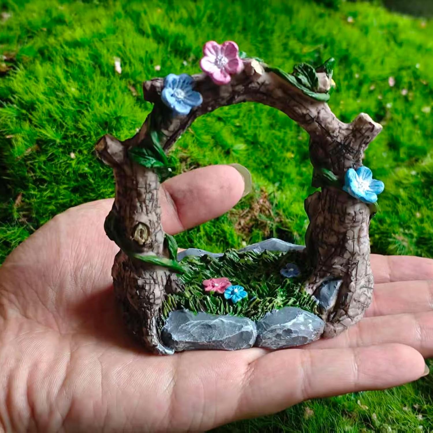 Kai Dream Miniature Fairy Garden Accessories, Resin Craft Flower Arch Figurine, 3.3 * 2 * 3.7 inches, Decorative Landscape, Dollhouse Decor