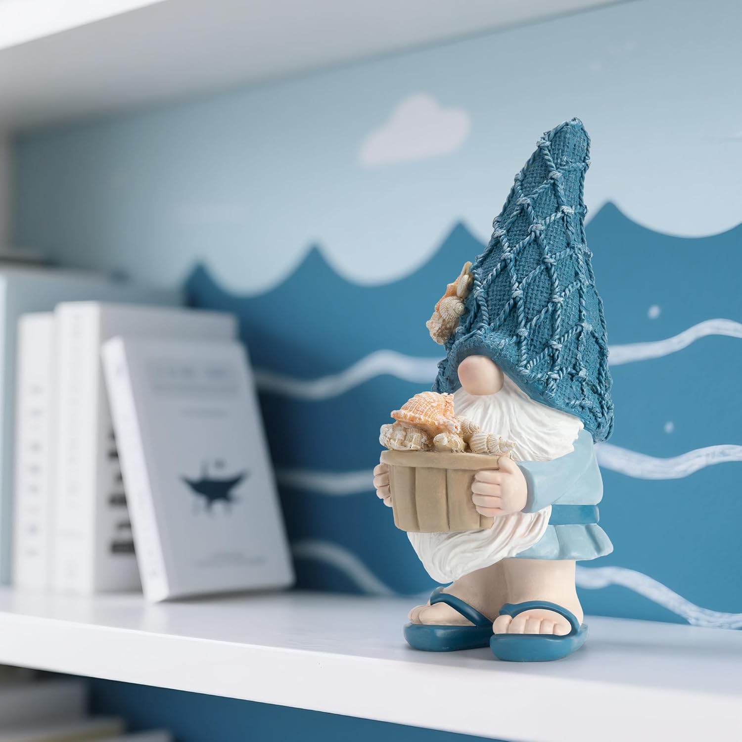 Garden Sea Gnome Statue Decoration Indoor Outdoor Resin Beach Gnome Sculpture for Home Office Desktop Bathroom, Summer Pool Decoration Outdoor Gifts (Conch)