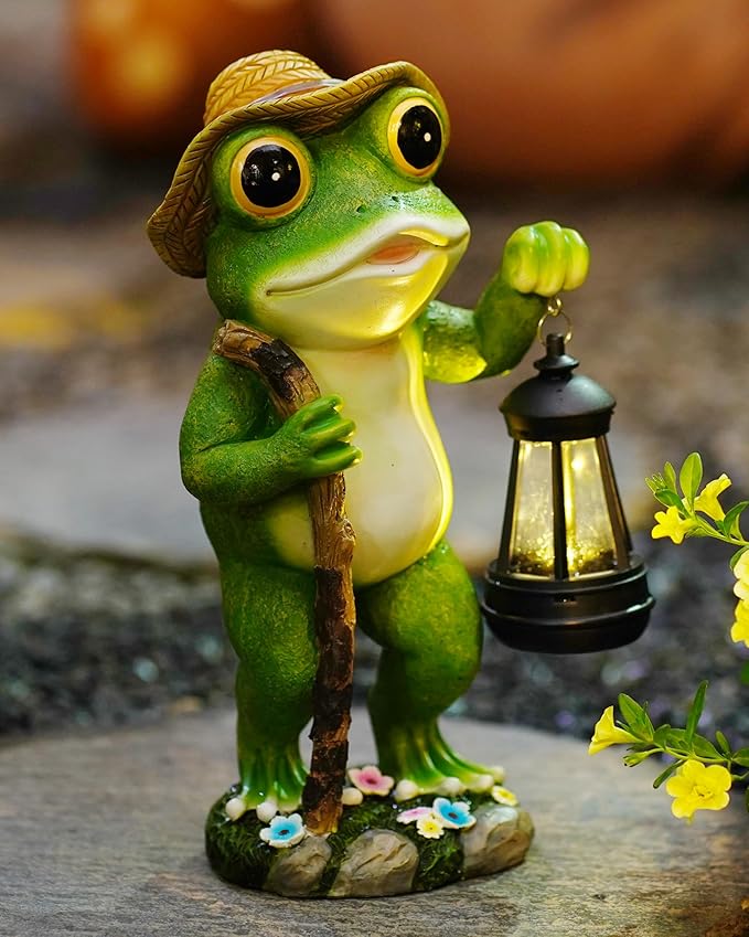Solar Frog Garden Decor with Lantern Outdoor Statue for Patio Pathway Frog Figurine for Yard Decoration Lawn Ornament Gardening Gifts for Women Mom Grandma