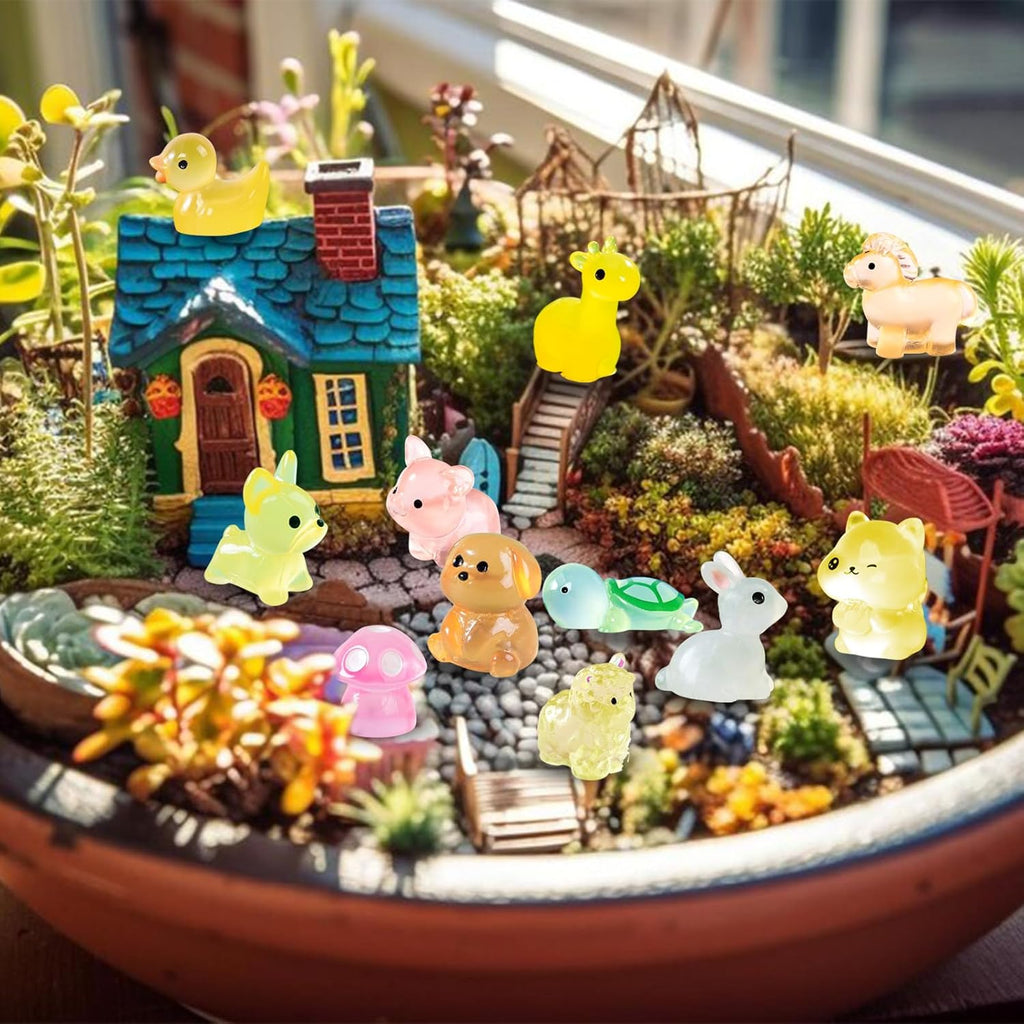 160pcs Luminous Mini Resin Animals Figurines Mini Ducks Dogs Squirrels Giraffes Rabbits Tiny Elephants Miniature Figurines Glow in The Dark Garden Miniatures Fairy Garden Accessories