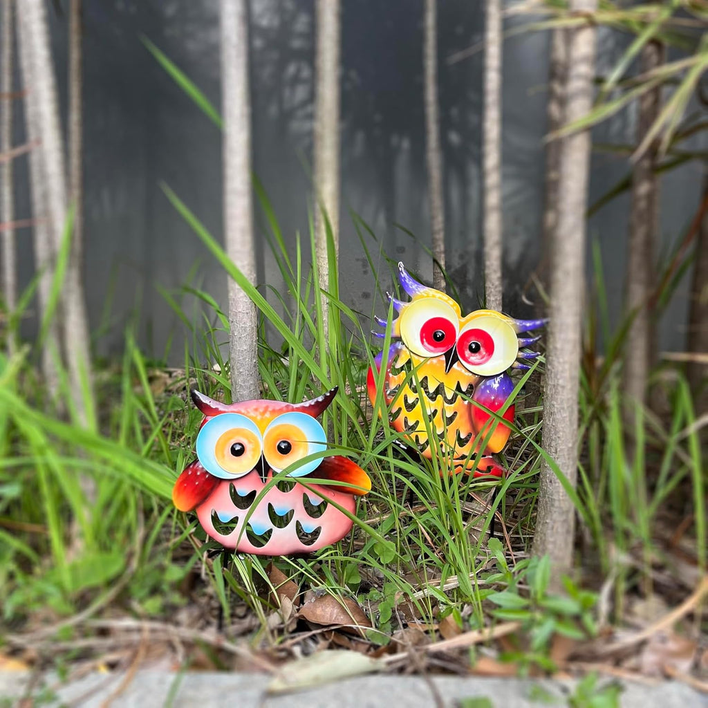 Pack of 2 Metal Fresh Color Owl Garden Statues Silhouette Couple Stakes Decorative Outdoor Animal Sculptures for Yard Décor and Lawn Ornaments