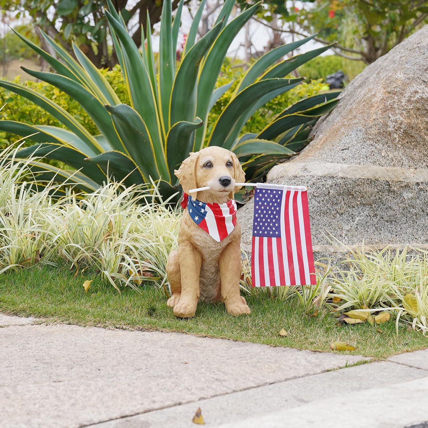 Cynkeyee Outdoor Garden Decor Dog Statue - Large Resin Puppy with American Flag Statues Sculpture for Outside Yard Lawn Home Decor Americana Patriotic Decorations 12.5x8.5x13.5 Inch