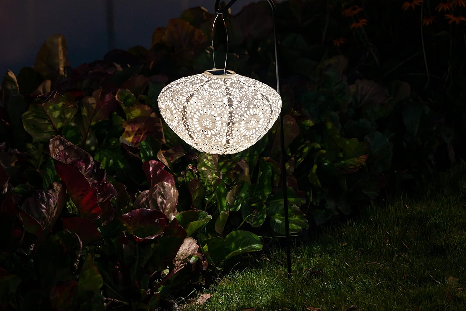 Allsop Soji Stella - Crown Chantilly Lace - 13" Outdoor Solar Latern - White