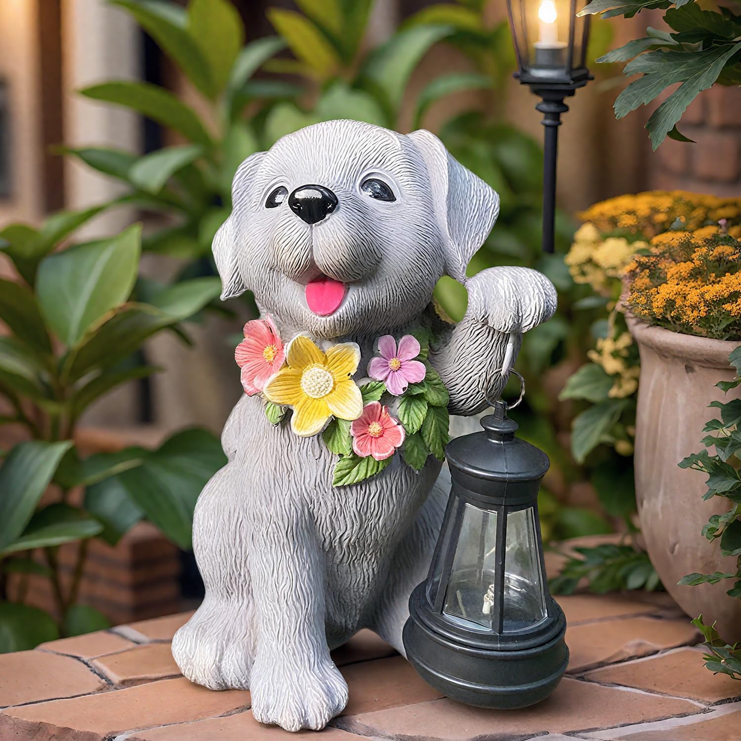 Solar Dog Statue for Garden, Dogs Solar Light with Lantern, Outdoor Cute Dog Statues for Yard, Lawn, Patio Decoration, Birthday, Housewarming, Gardening Gifts for Women
