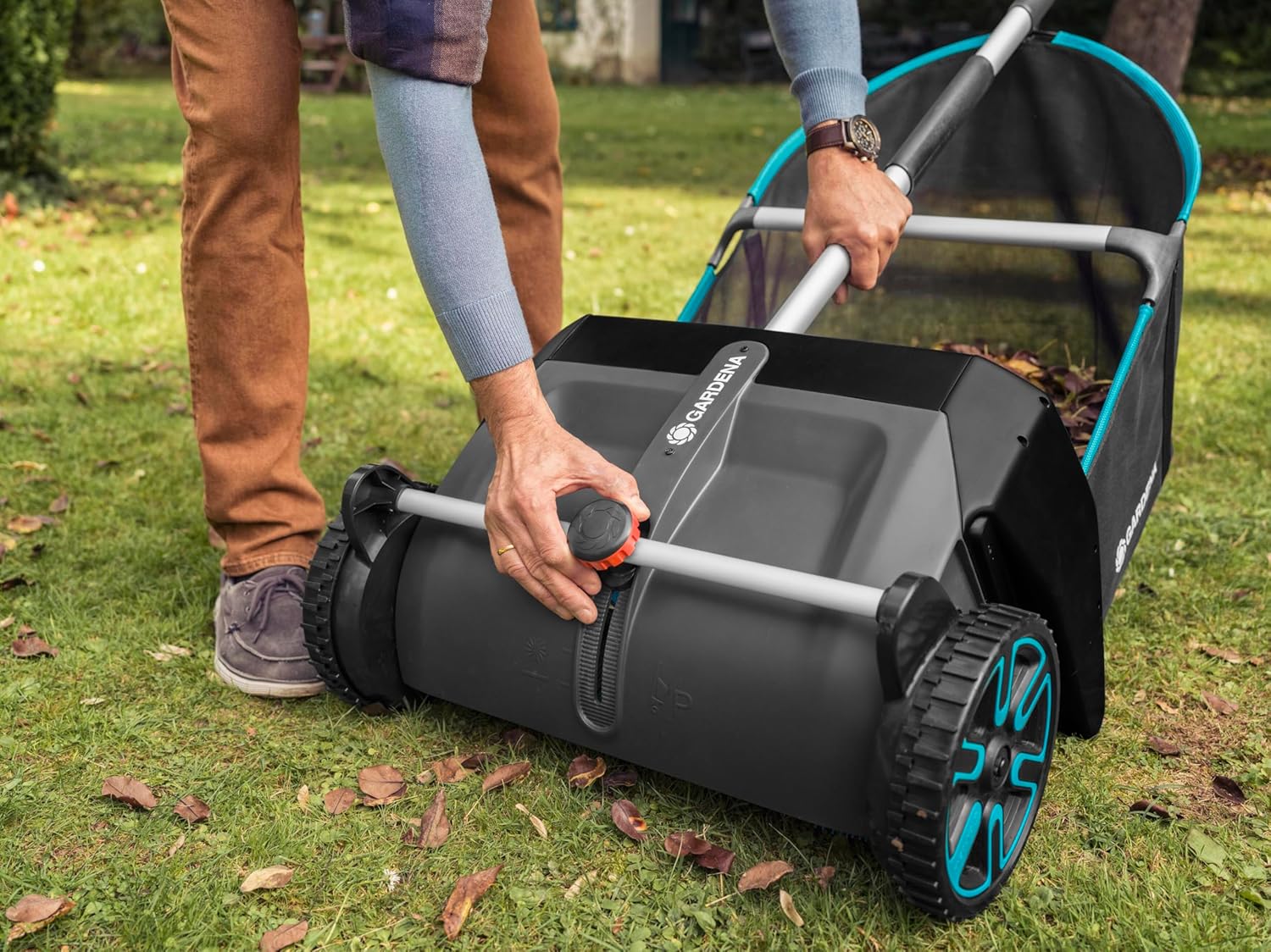 GARDENA (03565) Lawn and Leaf Collector, Durable and Easy to Manuever Push Lawn and Leaf Sweeper with Large Capacity 3.2 cu. ft. Mesh Collection Hopper Bag, 5 Year Warranty