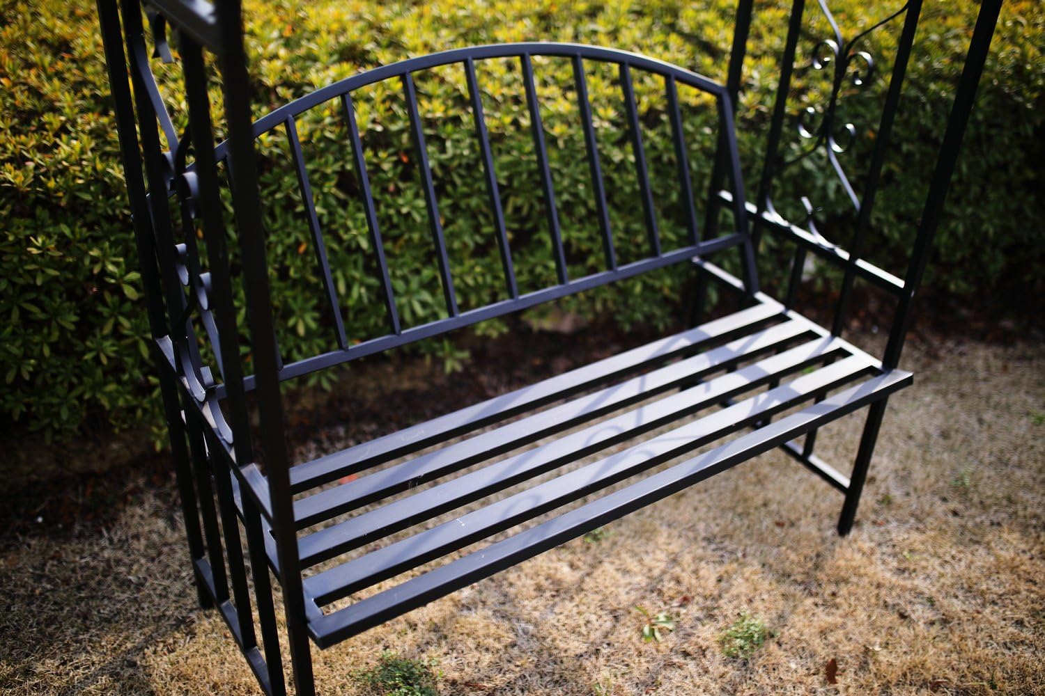 Steel Garden Arch with Seat for 2 People, 6'7" High x 3'7" Wide, Garden Arbor for Various Climbing Plant, Outdoor Garden Lawn Backyard