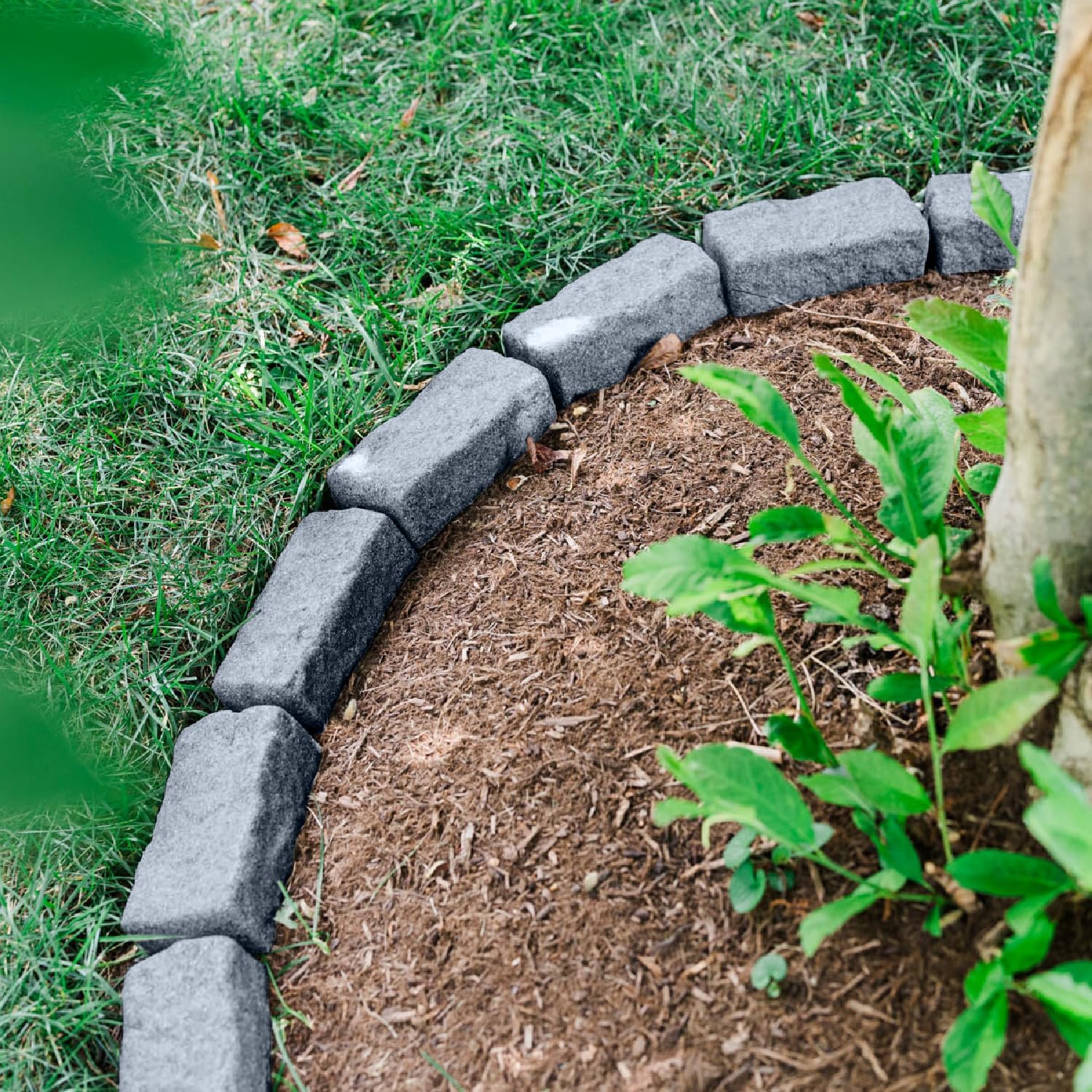 Beuta Landscape Edging | Garden Edging Border | Faux Stone Bricks for Lawn edging, Flower beds, Pathways & Yard Edging– 40 Packs | Each Section Has 6 Bricks 48"L x 4"W x 2.25"H | 120 Spikes |Greystone