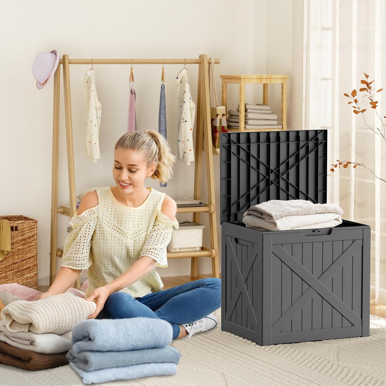 38 Gallon Outdoor Deck Box,Storage Lockable Waterproof Patio Furniture,Garden Tools,Cushions,Pool Accessories Outside Storage Resin Box(Black)