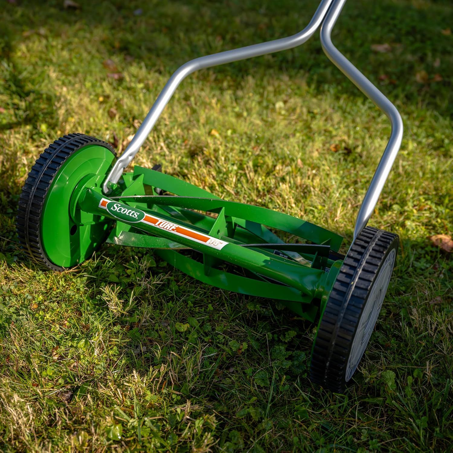 Scotts Outdoor Power Tools 304-14S 14-Inch 5-Blade Push Reel Lawn Mower, Green