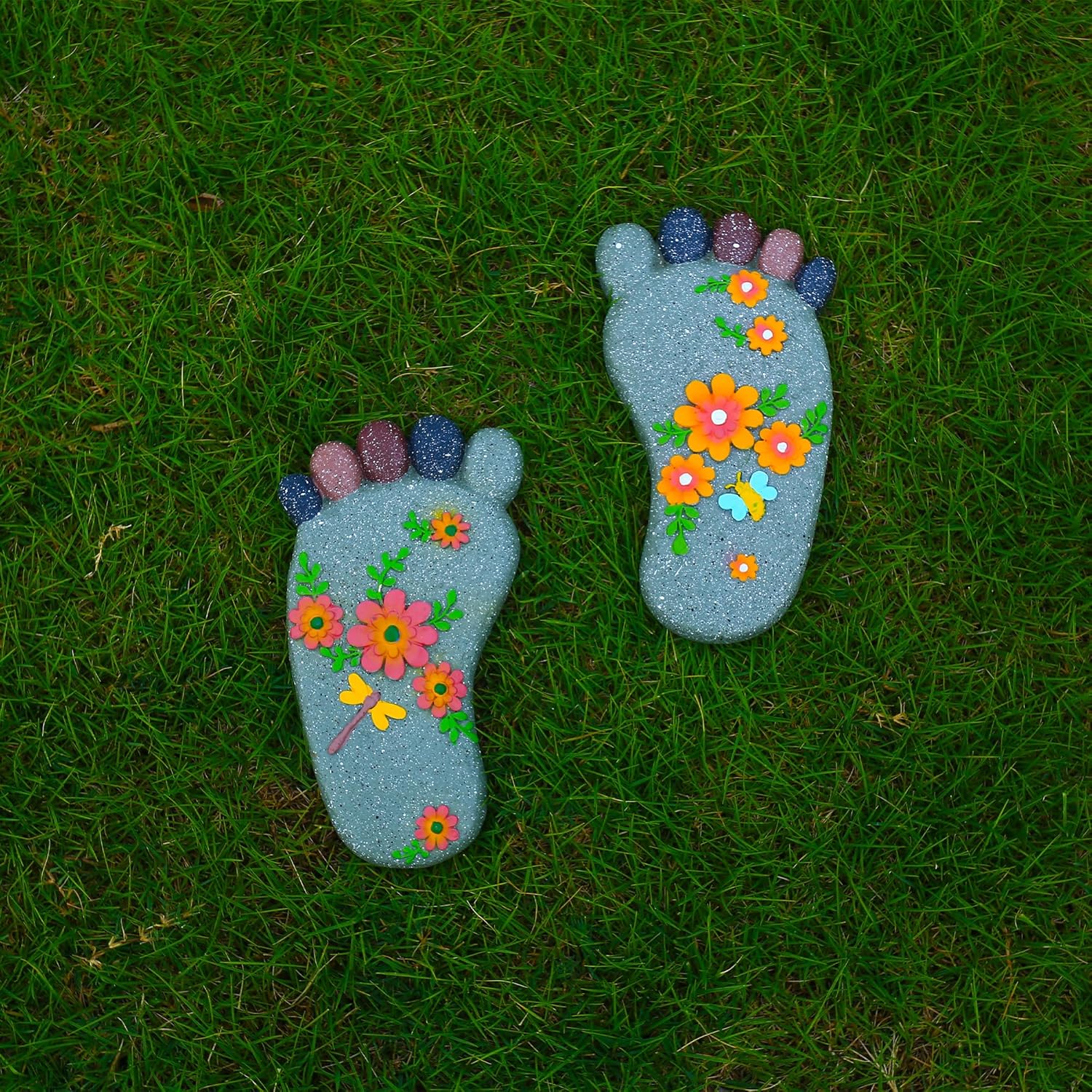 Stepping Stones - Resin Footprint Shaped Set of 2 (Light Gray)
