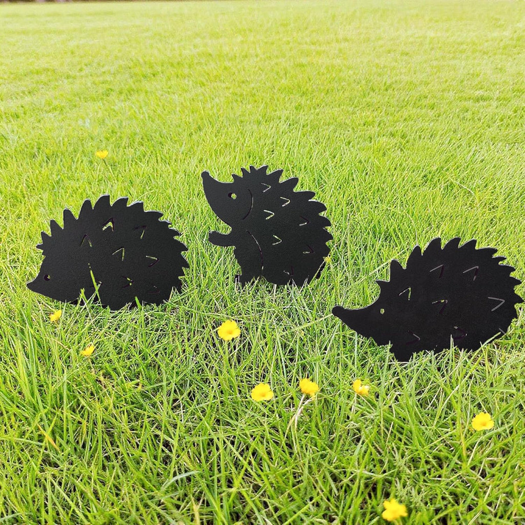 Metal Hedgehog Silhouette, Unique Garden Yard Art,Outdoor Halloween Decor for Patio,Decorative Garden Stakes,Metal Animals Yard Art,Cute Hedgehog Family